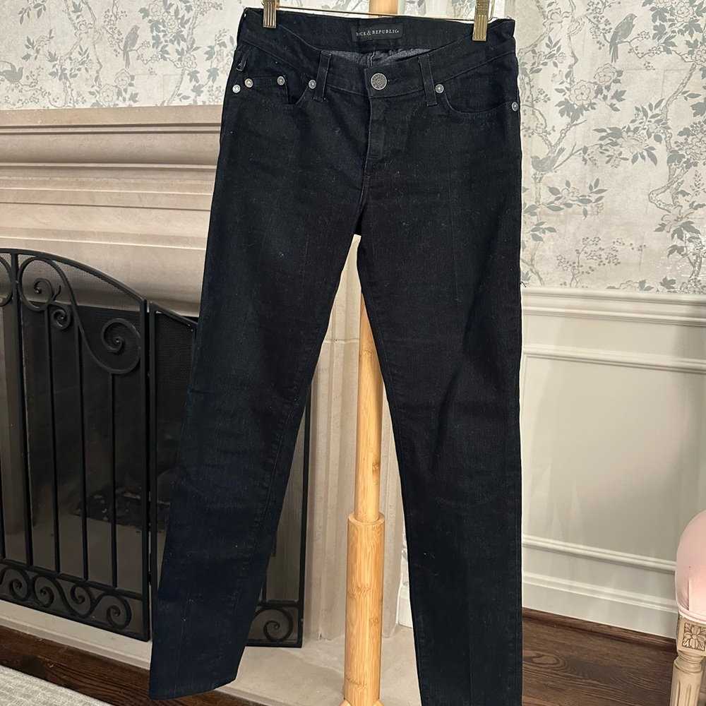 Rock & Republic Black Jeans with Skull Lining